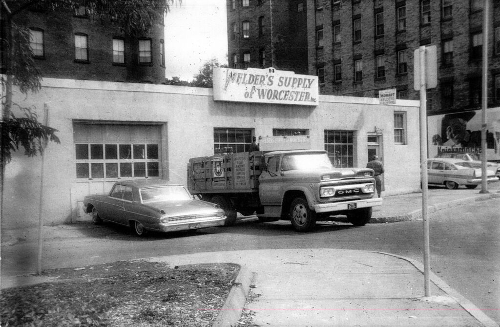 Weld Power Generator was once Welders Supply of Worcester. This photo is of our original office 70 years ago.
